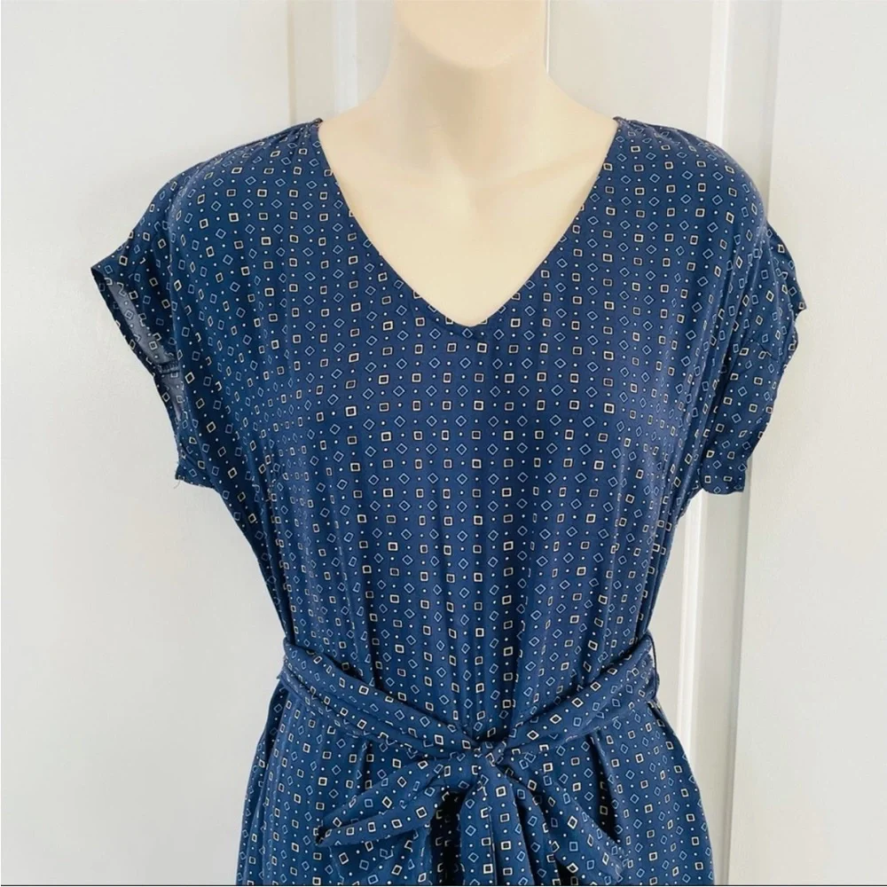 Chaps Navy and White Patterned Dress